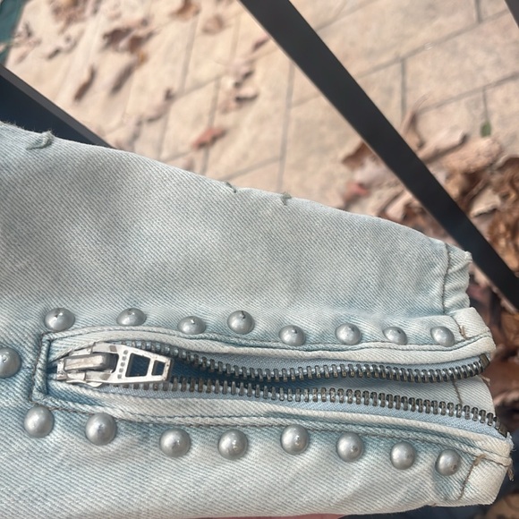 BLANKNYC M Denim Jean Jacket Floral Embroidered with Silver Studs - Picture 7 of 9